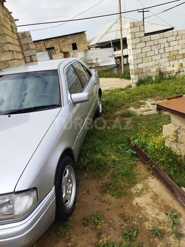 Mercedes C 220 1994, 657,449 km - 2.2 л - Bakı