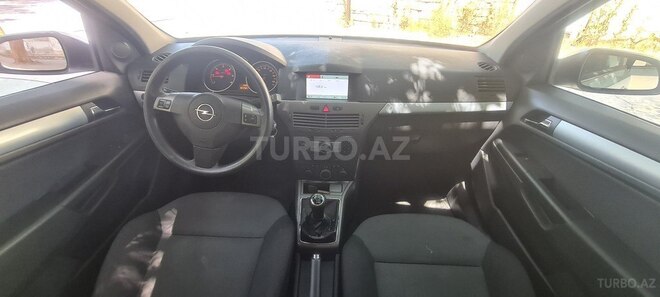 Opel Astra 2005, 184,000 km - 1.3 l - Bakı