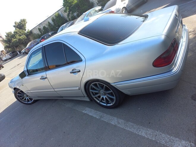 Mercedes E 280 1999, 359,000 km - 2.8 л - Bakı