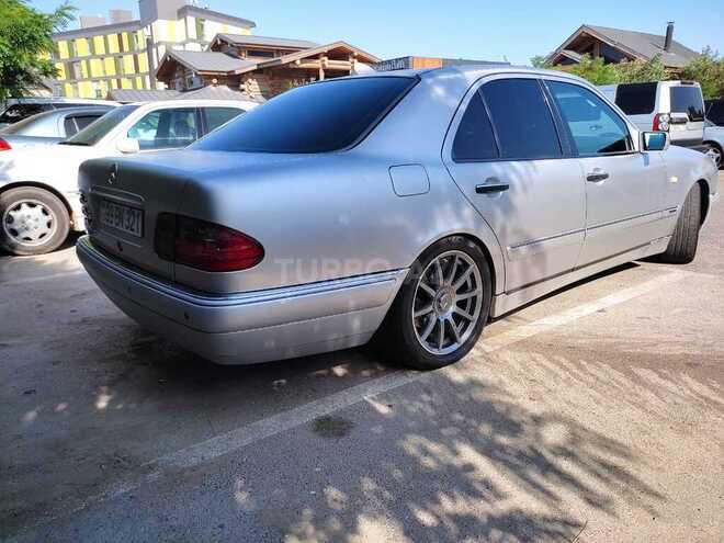 Mercedes E 280 1999, 359,000 km - 2.8 л - Bakı