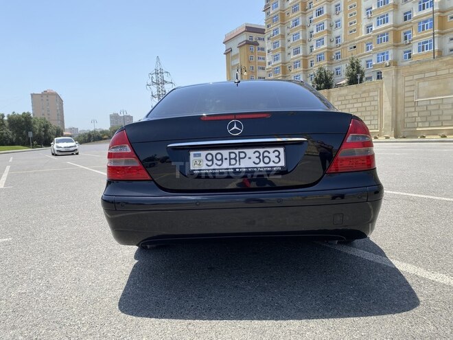Mercedes E 240 2002, 196,650 km - 2.6 l - Bakı