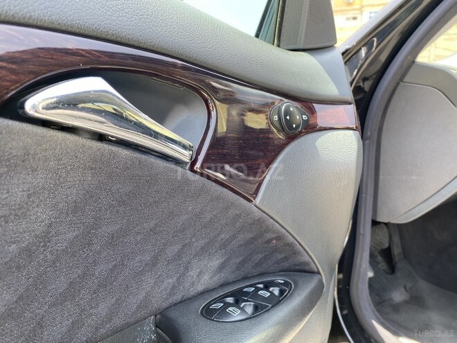 Mercedes E 240 2002, 196,650 km - 2.6 l - Bakı