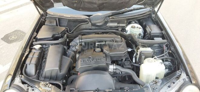 Mercedes E 230 1996, 258,000 km - 2.3 л - Bakı
