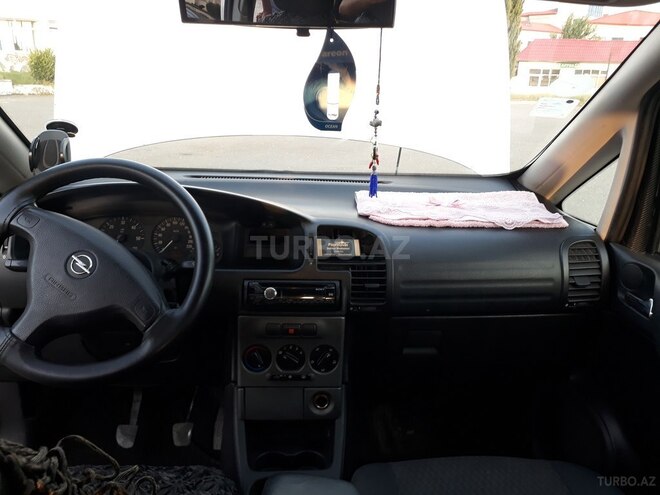 Opel Zafira 2003, 398,000 km - 2.0 l - Balakən