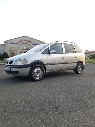 Opel Zafira 2003, 398,000 km - 2.0 l - Balakən