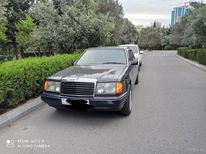 Mercedes E 260 1990, 350,000 km - 2.6 l - Bakı