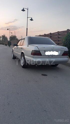 Mercedes E 220 1995, 487,564 km - 2.2 л - Şəmkir
