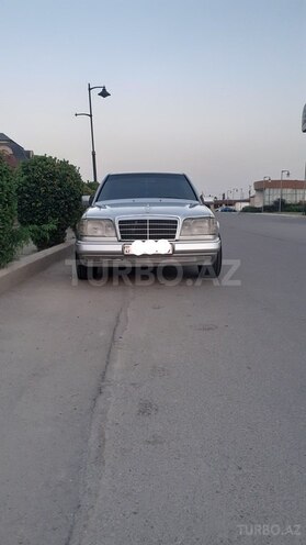 Mercedes E 220 1995, 487,564 km - 2.2 л - Şəmkir