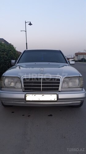 Mercedes E 220 1995, 487,564 km - 2.2 л - Şəmkir