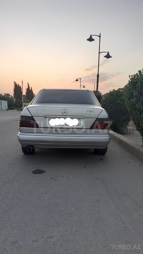 Mercedes E 220 1995, 487,564 km - 2.2 л - Şəmkir