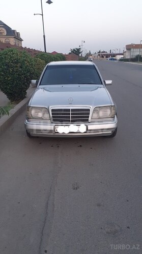 Mercedes E 220 1995, 487,564 km - 2.2 л - Şəmkir