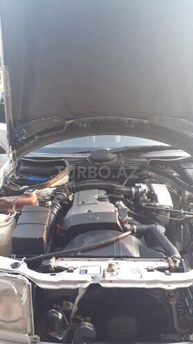 Mercedes E 220 1995, 487,564 km - 2.2 л - Şəmkir