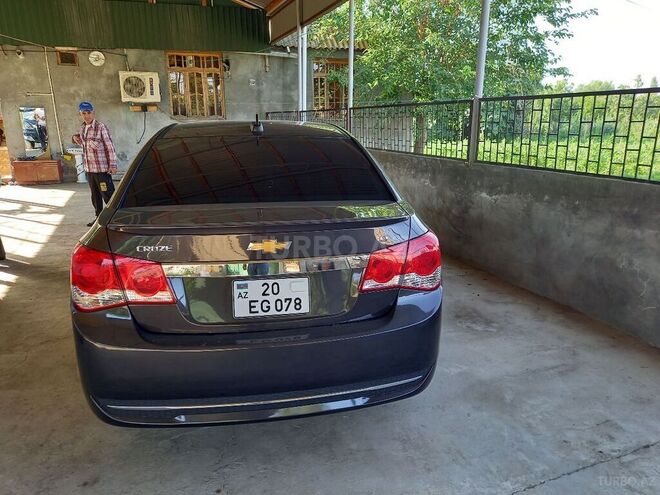 Chevrolet Cruze 2015, 93,000 km - 1.4 л - Yevlax