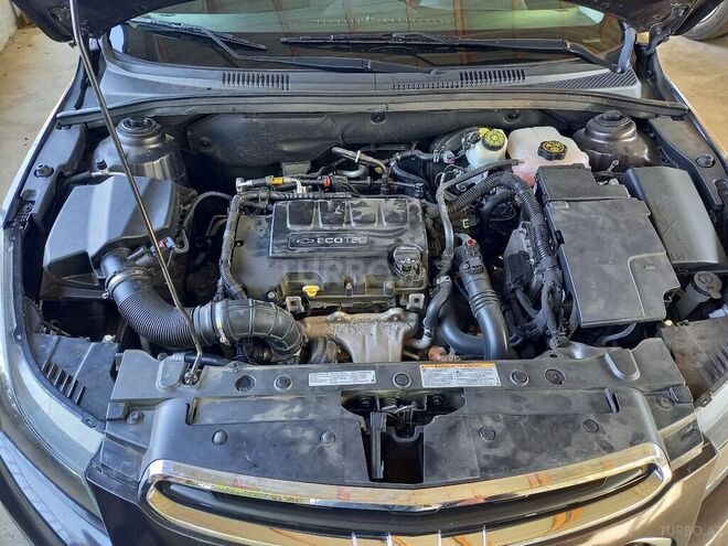 Chevrolet Cruze 2015, 93,000 km - 1.4 л - Yevlax