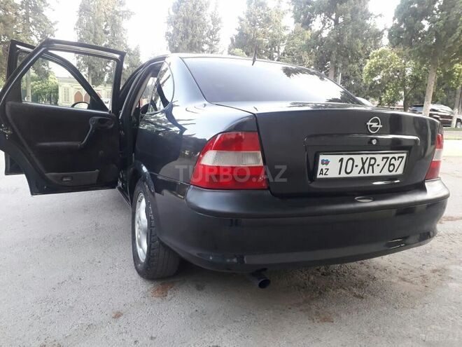 Opel Vectra 1996, 153,215 km - 1.6 l - Gəncə