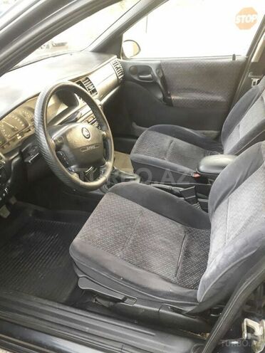 Opel Vectra 1996, 153,215 km - 1.6 l - Gəncə