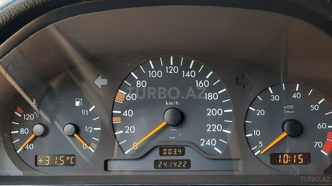 Mercedes C 180 1995, 241,422 km - 1.8 l - Ağdaş
