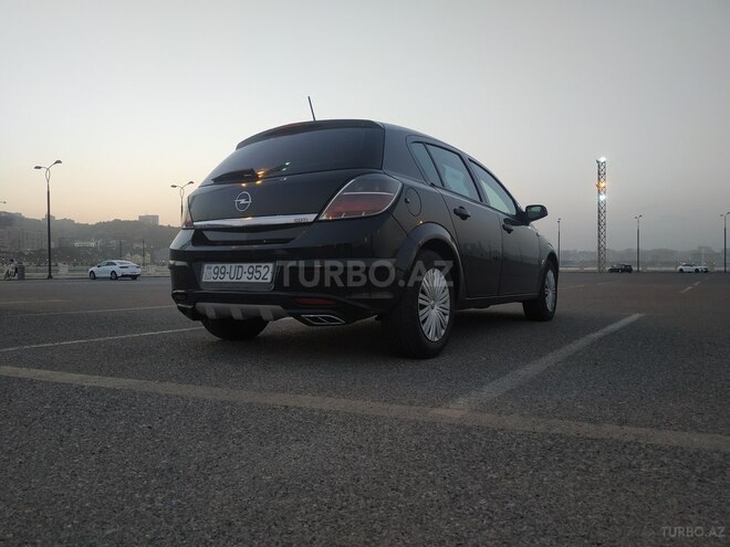 Opel Astra 2010, 240,000 km - 1.3 l - Bakı