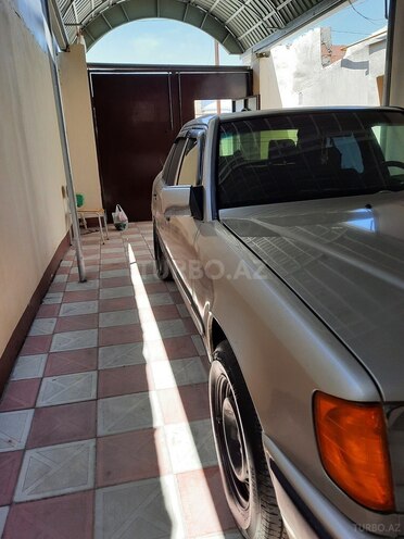 Mercedes E 230 1986, 375,899 km - 2.3 l - Sumqayıt