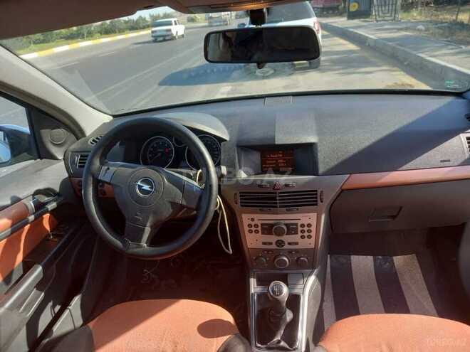 Opel Astra 2004, 205,000 km - 1.4 l - Bakı