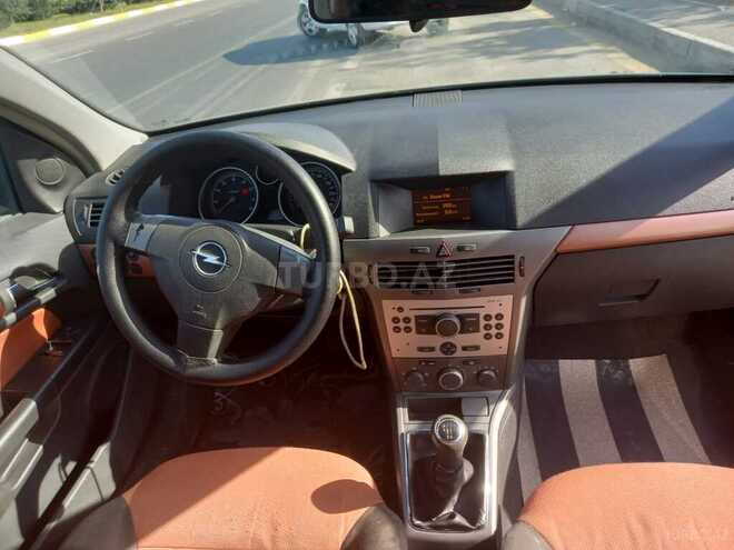 Opel Astra 2004, 205,000 km - 1.4 l - Bakı
