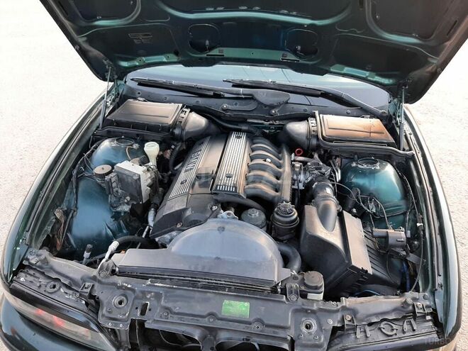 BMW 525 1998, 400,000 km - 2.5 l - Şamaxı