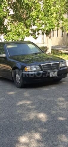 Mercedes C 220 1995, 28,200 km - 2.2 l - Bakı