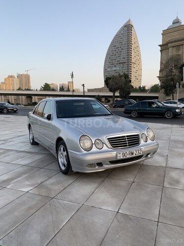 Mercedes E 240 2000, 233,000 km - 2.4 l - Bakı