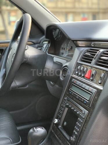 Mercedes E 240 2000, 233,000 km - 2.4 l - Bakı