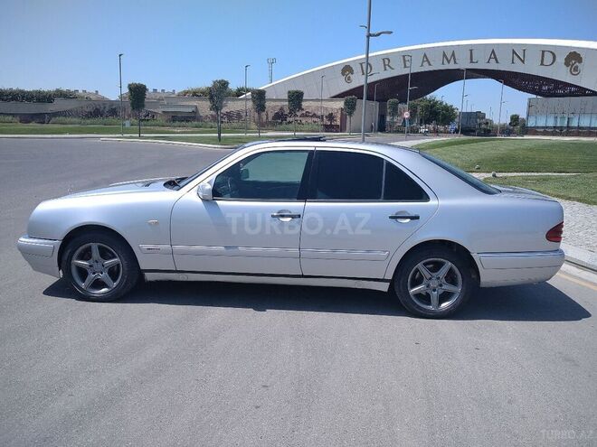 Mercedes E 230 1996, 434,000 km - 2.3 l - Bakı