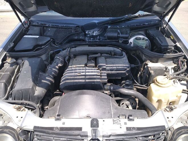 Mercedes E 230 1996, 434,000 km - 2.3 l - Bakı