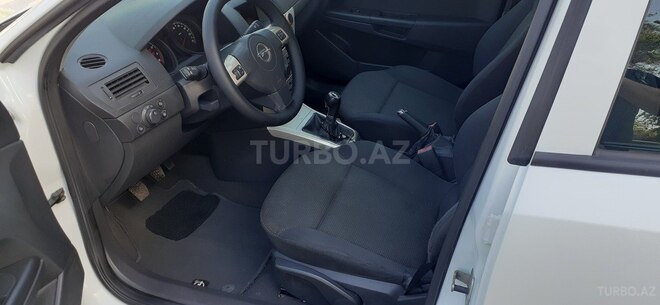 Opel Astra 2007, 145,600 km - 1.4 л - Bakı