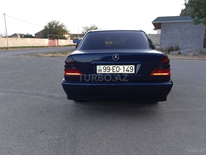 Mercedes C 240 1998, 325,214 km - 2.4 l - Biləsuvar