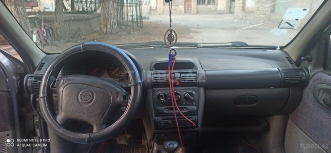 Opel Vita 1997, 300,000 km - 1.4 l - Sumqayıt