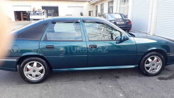 Opel Vectra 1995, 310,000 km - 2.0 l - Bakı