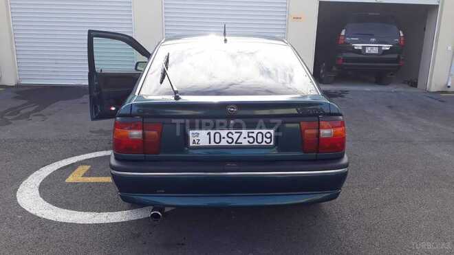 Opel Vectra 1995, 310,000 km - 2.0 l - Bakı