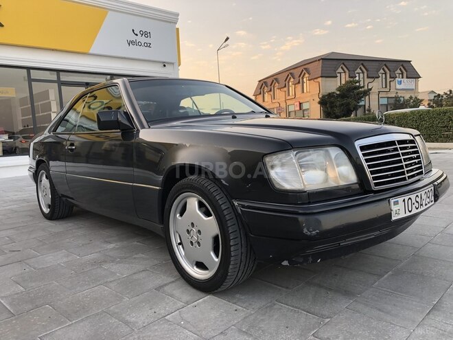 Mercedes E 220 1993, 418,827 km - 2.2 l - Bakı