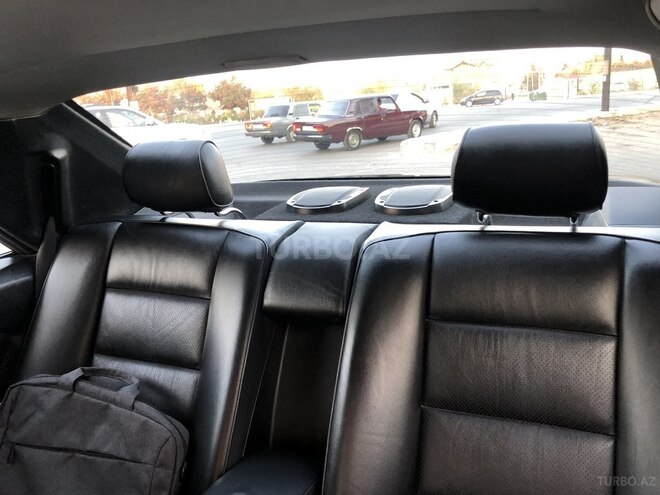 Mercedes E 220 1993, 418,827 km - 2.2 l - Bakı