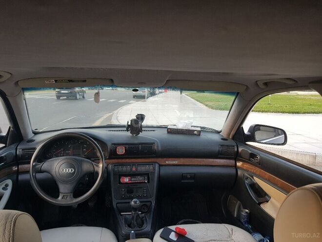 Audi A4 1998, 100,000 km - 2.8 l - Bakı