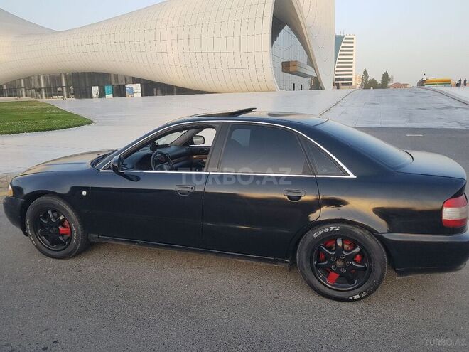 Audi A4 1998, 100,000 km - 2.8 l - Bakı