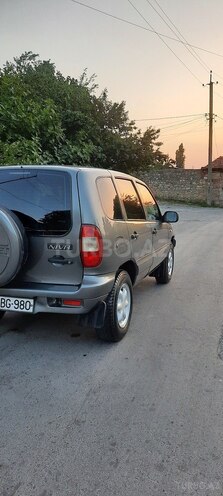 Chevrolet Niva 2006, 160,000 km - 1.7 l - Şəki