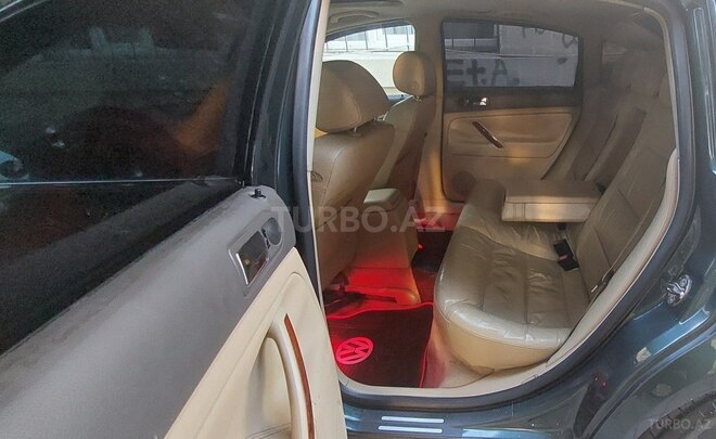 Volkswagen Passat 2004, 277,000 km - 1.8 л - Bakı