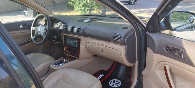 Volkswagen Passat 2004, 277,000 km - 1.8 л - Bakı