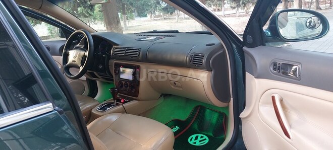 Volkswagen Passat 2004, 277,000 km - 1.8 л - Bakı