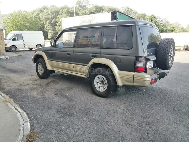 Mitsubishi Pajero 1992, 283,936 km - 2.5 л - Bakı