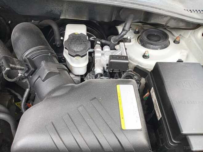 Kia Sportage 2009, 76,000 km - 2.0 l - Bakı