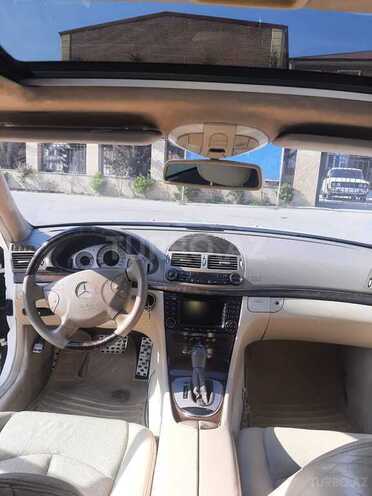 Mercedes E 240 2003, 210,000 km - 2.6 l - Bakı