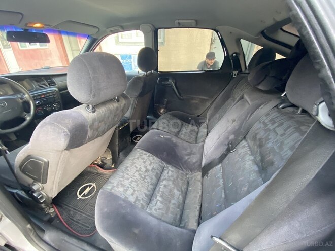 Opel Vectra 1998, 250,000 km - 1.6 л - Bakı