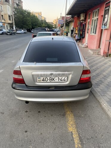 Opel Vectra 1998, 250,000 km - 1.6 л - Bakı