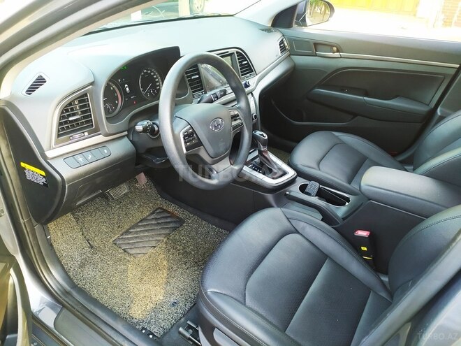 Hyundai Elantra 2017, 68,800 km - 1.6 l - Bakı